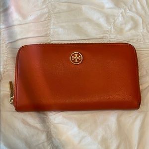 Tori Burch coral leather wallet